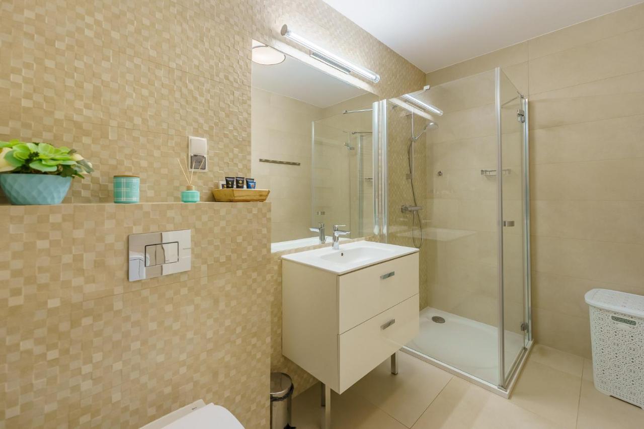 Apartament A008 Lux Tukan Polanki Park - Holiday City Kołobrzeg Buitenkant foto